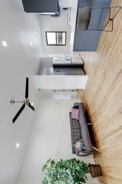 More Photos Of 1201 E Cesar Chavez St E, Austin Coworking Space