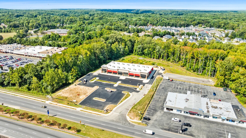 More Photos Of 6565 Crain Hwy, La Plata General Retail For Lease