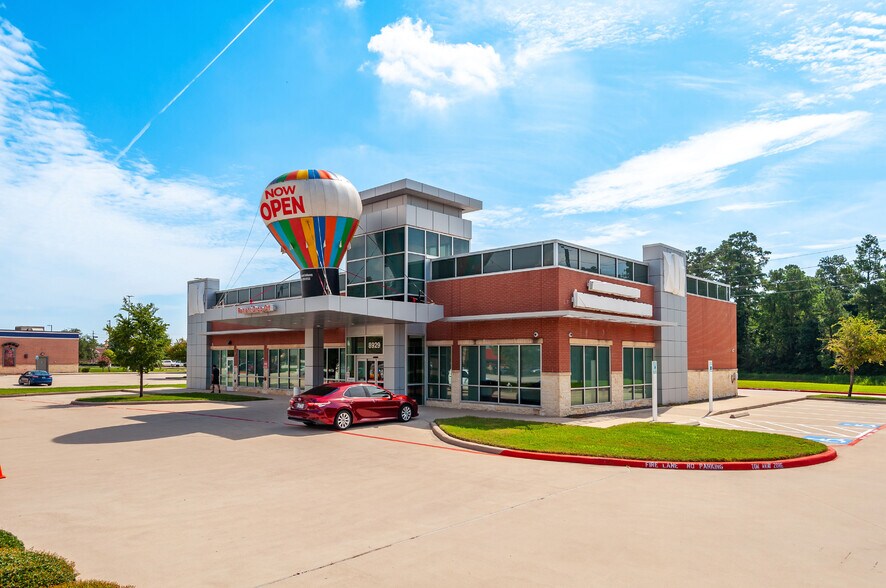 Primary Photo Of 8929 Spring Cypress Rd, Spring Hospital For Sale