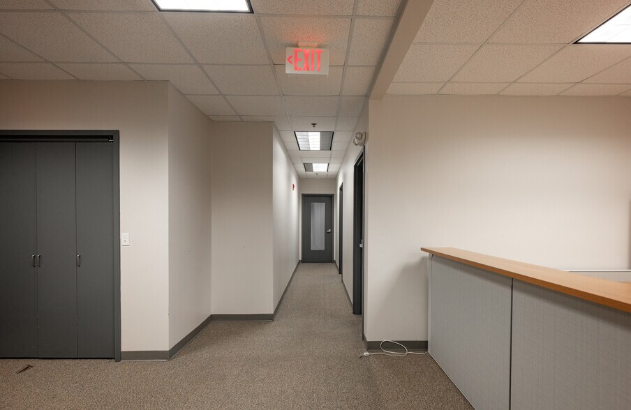 More Photos Of 610 Jones Ferry Rd, Carrboro Medical For Sale