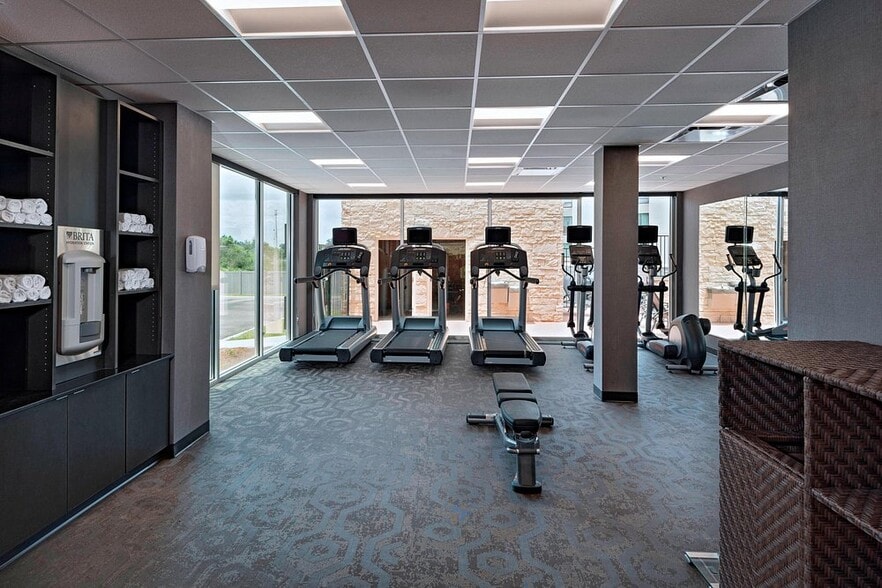 More Photos Of 620 Pinehill Rd, Dublin Hotel For Sale