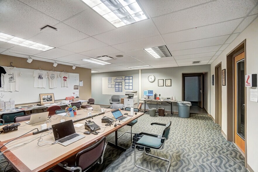 More Photos Of 150 E South College St, Yellow Springs Research And Development For Sale