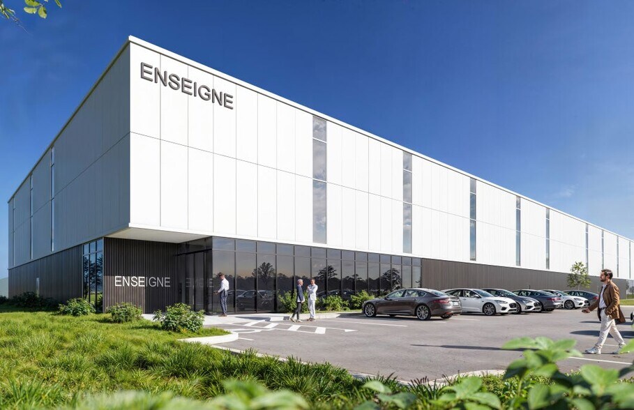 More Photos Of 1000 Rue Valois, Vaudreuil-dorion Land For Sale