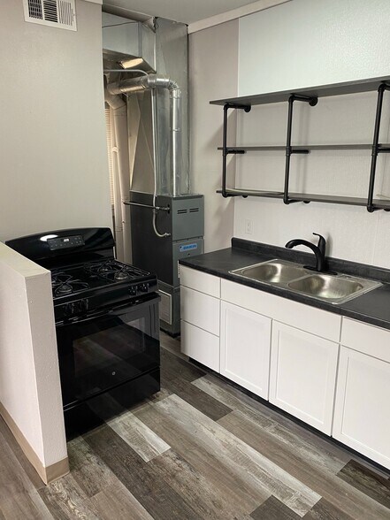 More Photos Of 301 21st St, Sioux City Apartments For Sale