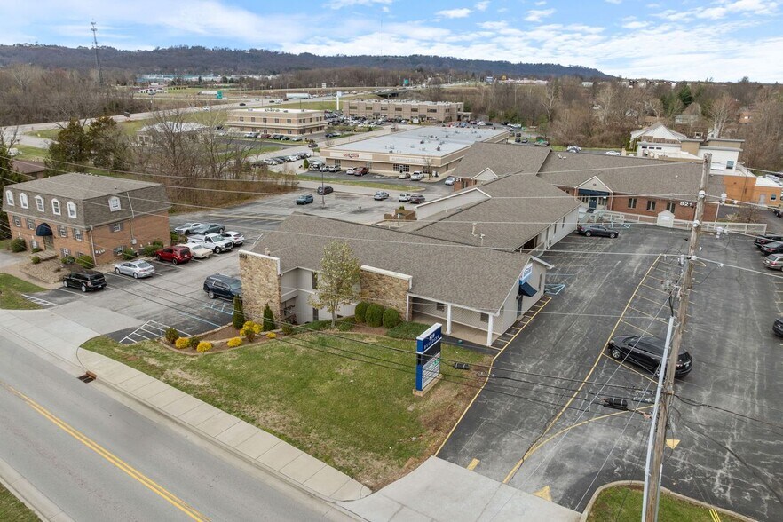 More Photos Of 819 Mt Tabor Rd, New Albany Office For Sale