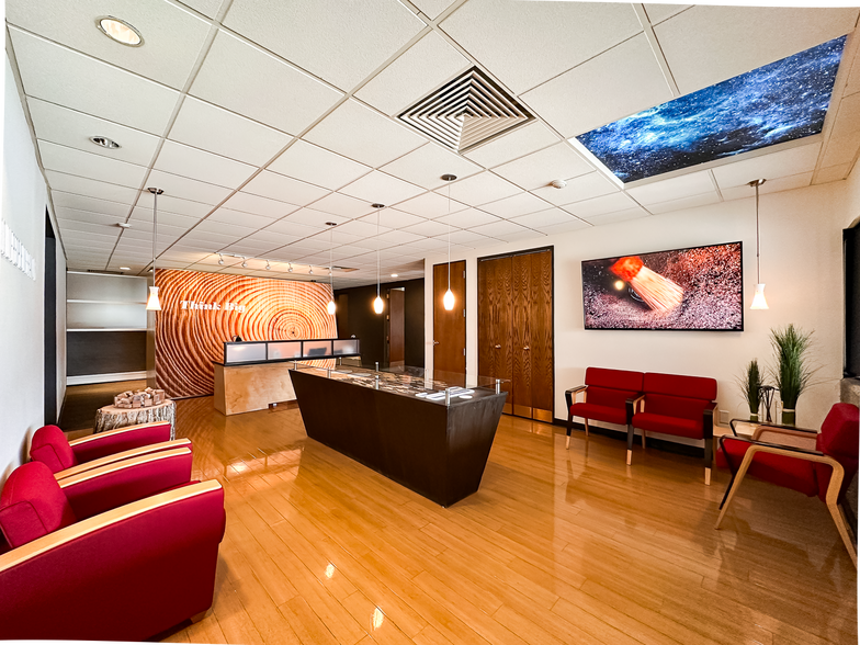 More Photos Of 8902 Airport Dr, Fort Wayne Office For Lease