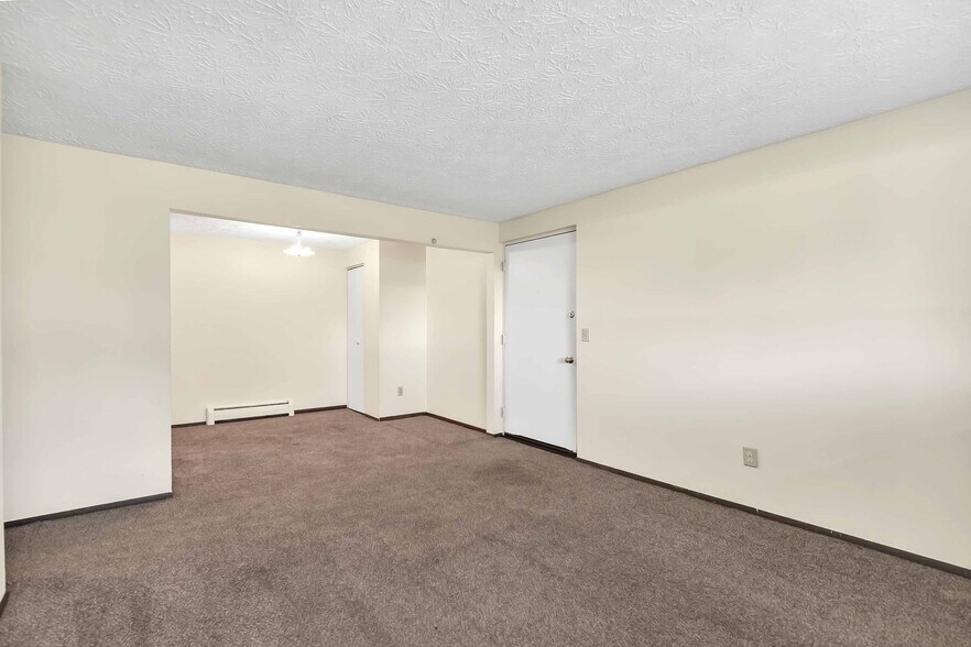 More Photos Of 2612 Pioneer Trl, Sandusky Apartments For Sale