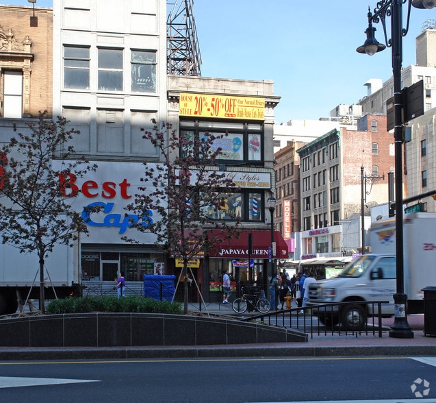 More Photos Of 789 Broad St, Newark Storefront For Lease