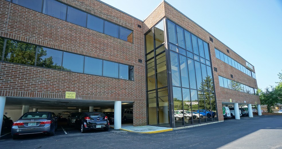 More Photos Of 6 Trafalgar Sq, Nashua Office For Lease