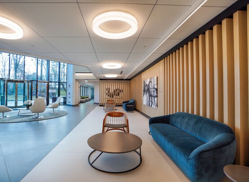 More Photos Of 35 Village Rd, Middleton Office For Lease