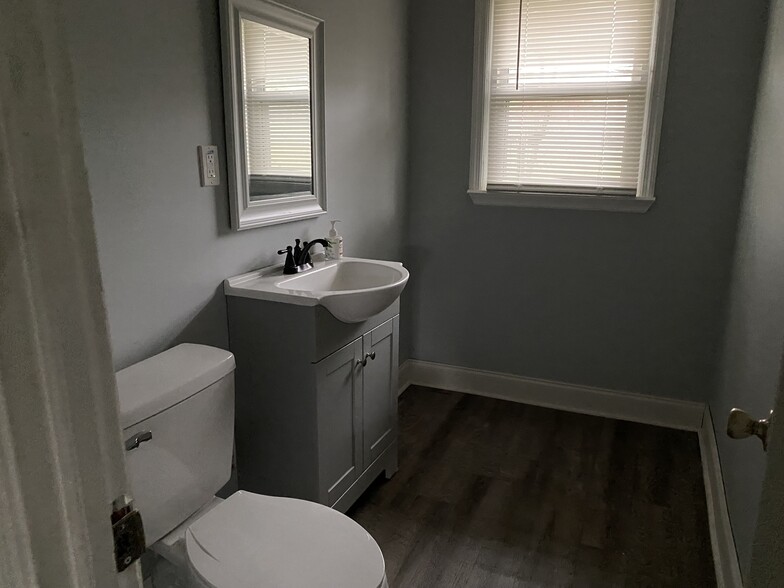 More Photos Of 304 Golden Camp Rd, Augusta Office Residential For Lease