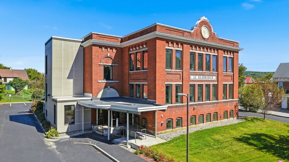 More Photos Of 11 Eldridge St, Lebanon Office For Lease