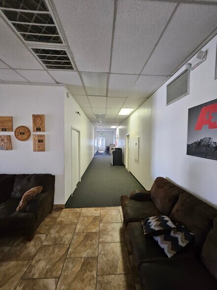 More Photos Of 920 S Valley Dr, Las Cruces Medical For Sale