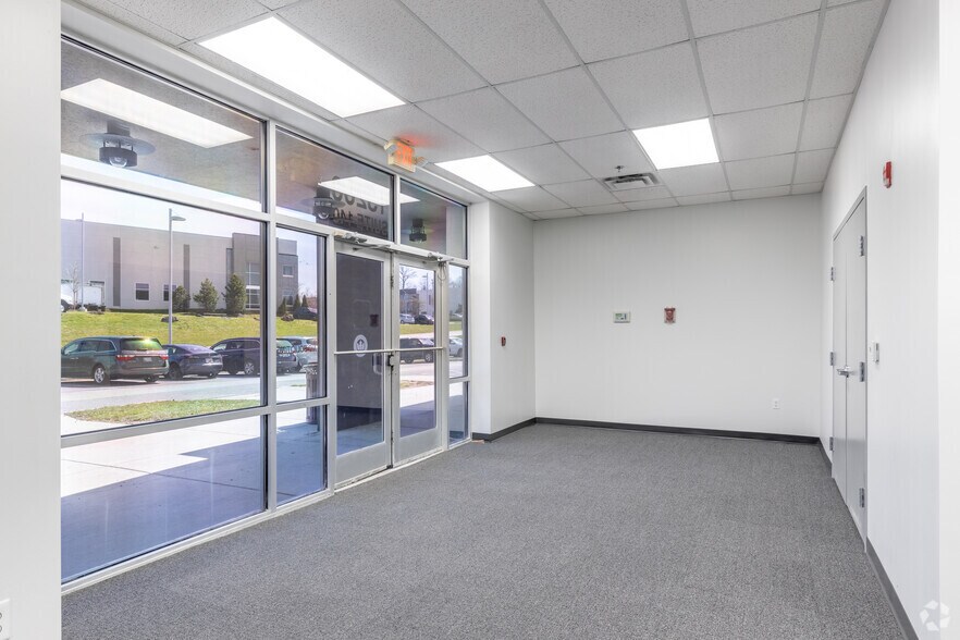 More Photos Of 13200 Mid Atlantic Blvd, Laurel Unknown For Lease