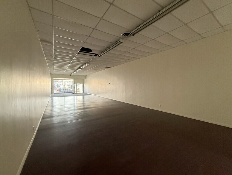 More Photos Of 7538-7544 Lankershim Blvd, North Hollywood Storefront For Lease
