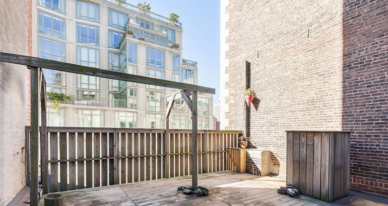 More Photos Of 137 W 19th St, New York Office For Sale