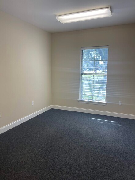 More Photos Of 2798 O'Neal Ln, Baton Rouge Office For Lease