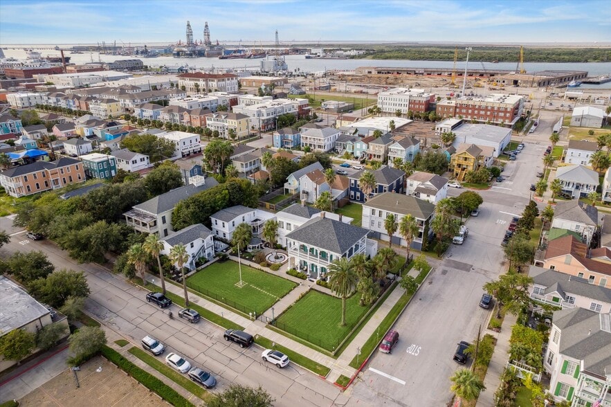 More Photos Of 1502 Market St, Galveston Hospitality For Sale