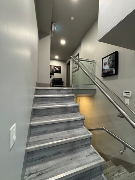 More Photos Of 11767 225th St, Maple Ridge Storefront Retail Office For Sale