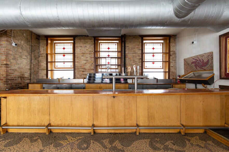 More Photos Of 1935 N Sedgwick St, Chicago Apartments For Lease