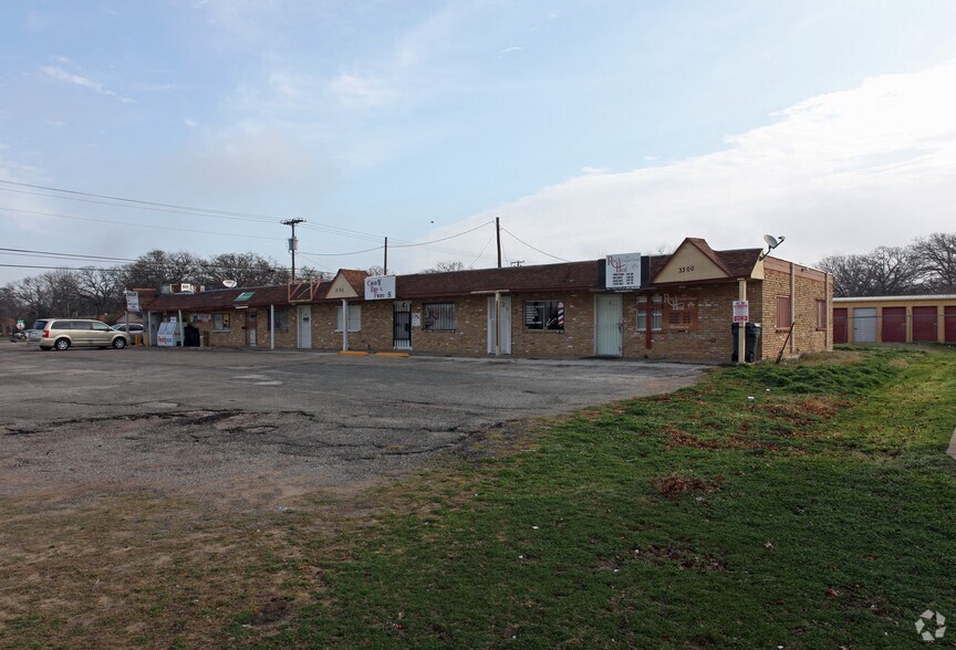 More Photos Of 3300 Shepherd Ln, Balch Springs Freestanding For Sale