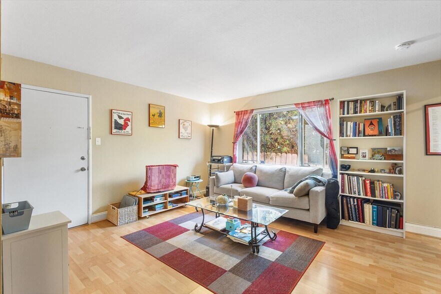 More Photos Of 31 Croxton Ave, Oakland Apartments For Sale