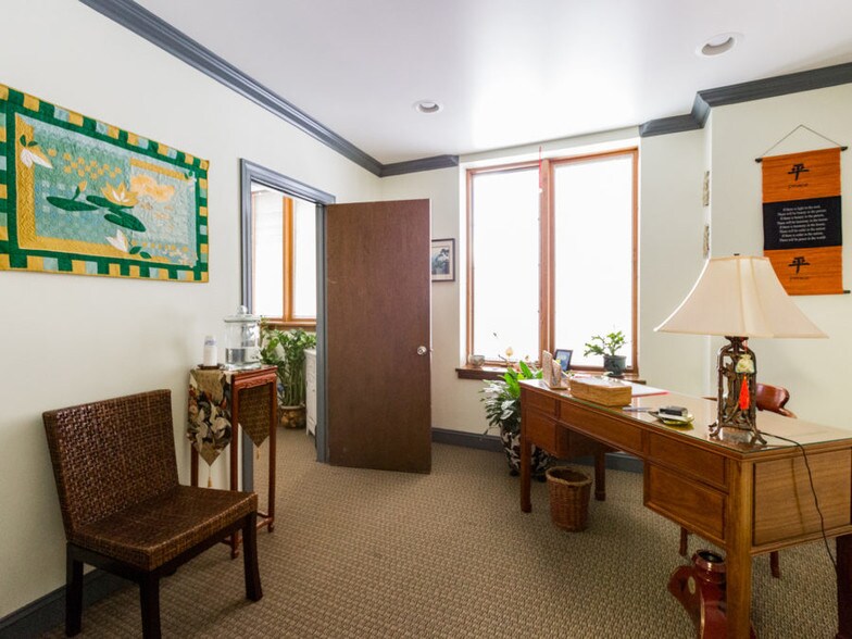 More Photos Of 110 E State St, Kennett Square Storefront Retail Office For Lease