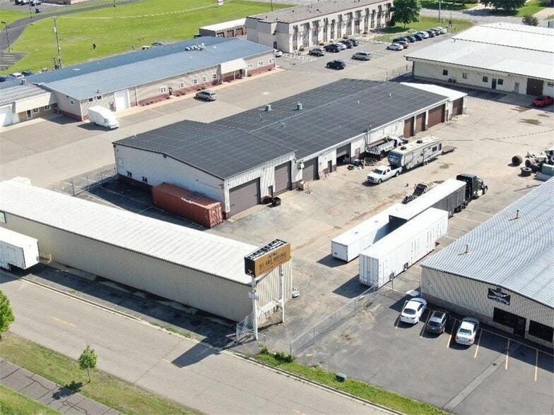 Primary Photo Of 2629 Clearwater Rd, Saint Cloud Warehouse For Lease