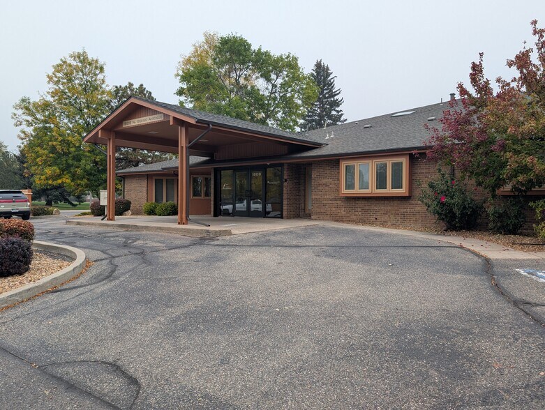 Primary Photo Of 1808 Boise Ave, Loveland Medical For Sale