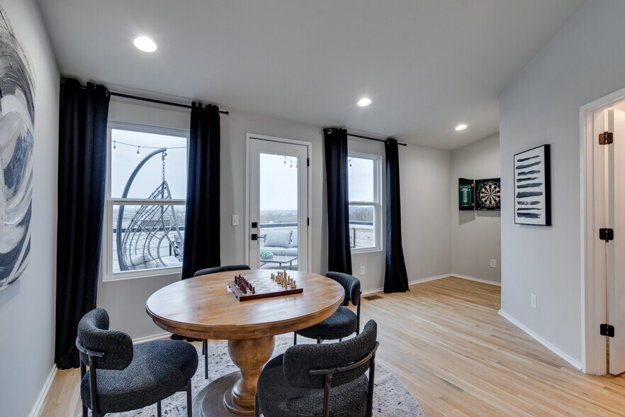 More Photos Of , Nashville Multifamily For Sale