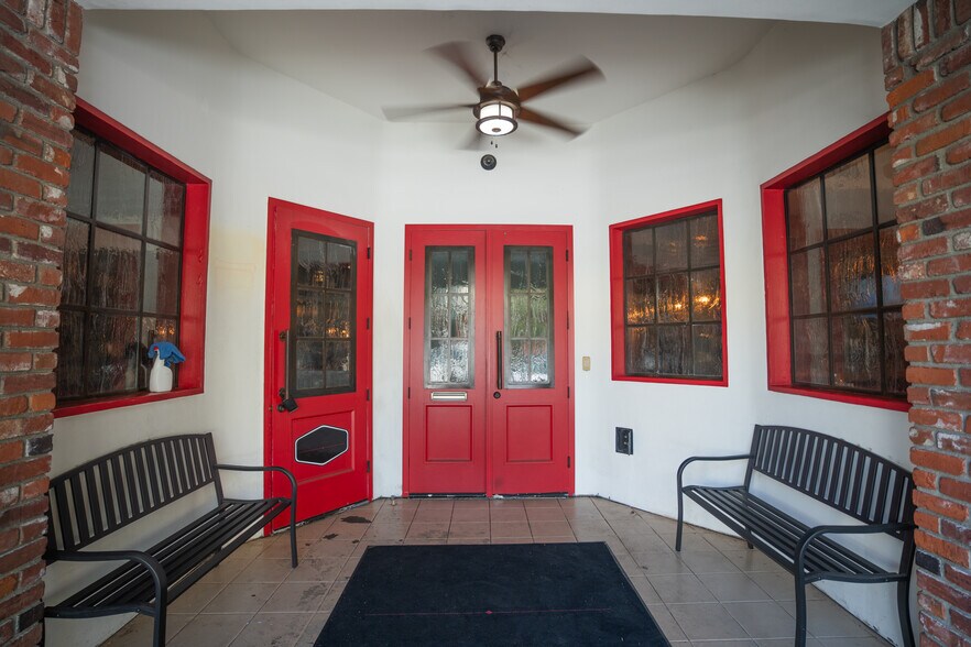 More Photos Of 1321 Sartori Ave, Torrance Storefront Retail Office For Lease