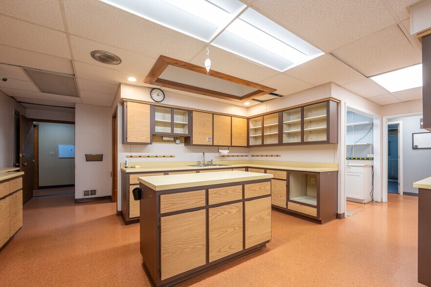 More Photos Of 5767 PA-981 Hwy, Latrobe Medical For Sale