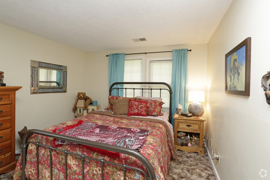 More Photos Of 10795 Timbercrest Dr, Meadville Apartments For Sale