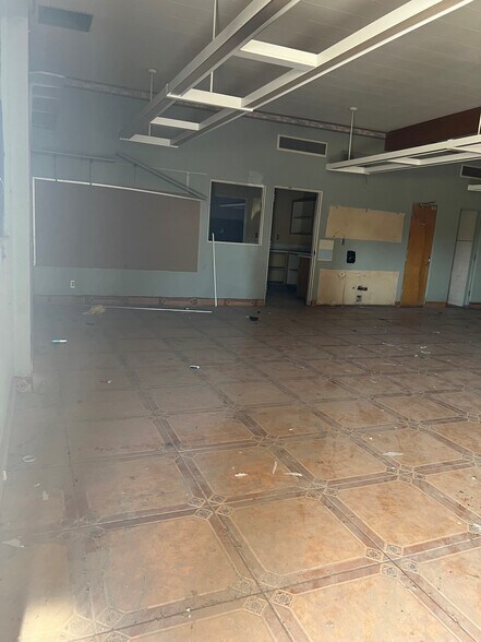 More Photos Of 401 S 3rd St, Blythe Religious Facility For Sale