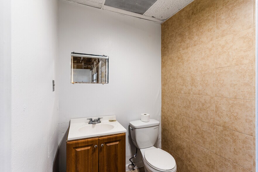 More Photos Of 2116 Fry Rd, Houston Auto Repair For Sale