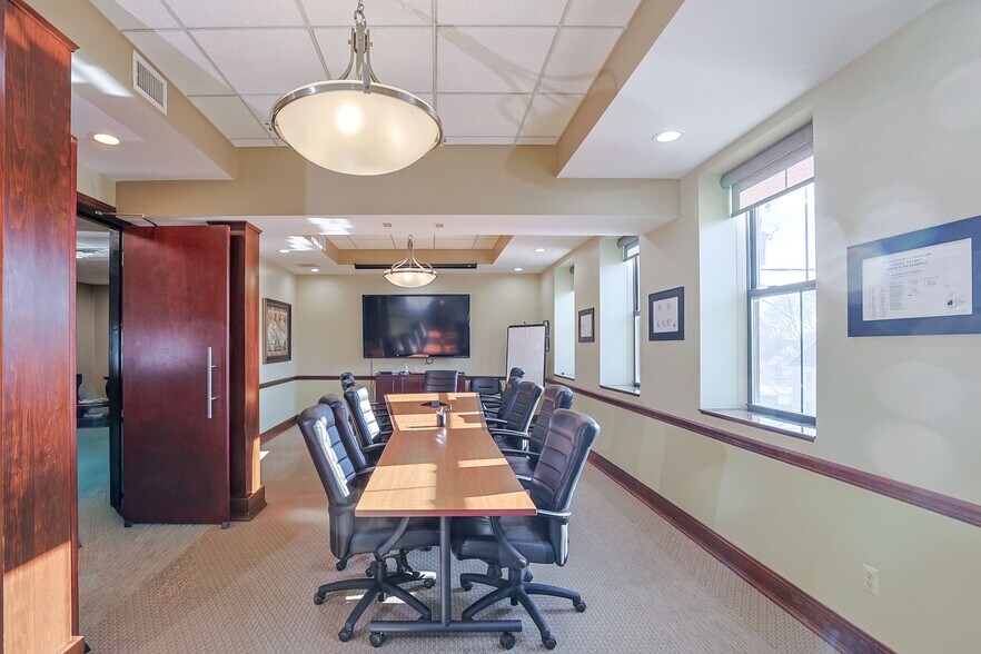 More Photos Of 36 Cottage St, Poughkeepsie Warehouse For Sale