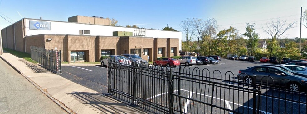 More Photos Of 301-325 Division St, Boonton Warehouse For Sale