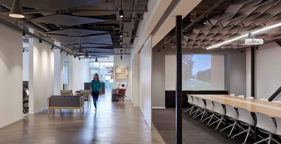 More Photos Of 1217 Main St, Dallas Loft Creative Space For Lease