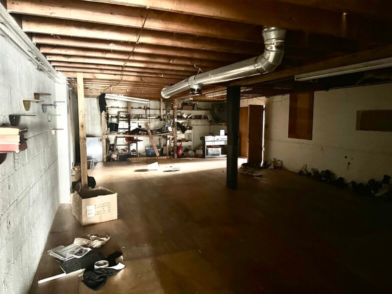 More Photos Of , Hazel Crest General Retail For Sale