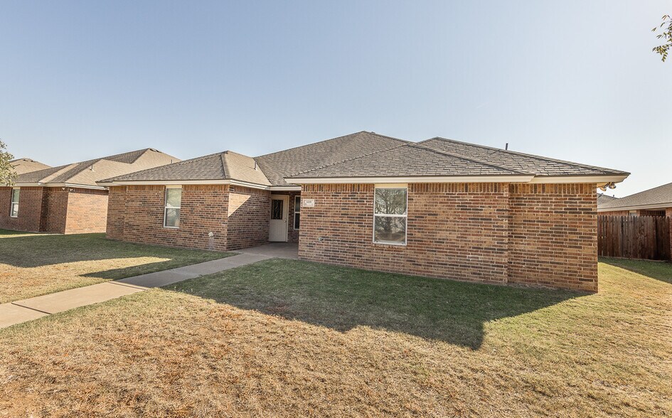 More Photos Of 602 N Belmont, Lubbock Apartments For Sale