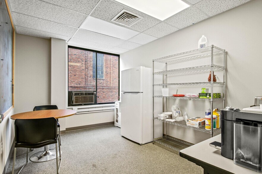 More Photos Of 10 W Northampton St, Wilkes-Barre Storefront For Sale