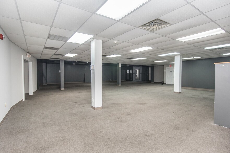 More Photos Of 6044-6052 Castor Ave, Philadelphia Medical For Sale