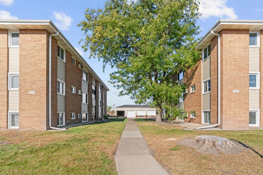 More Photos Of 5324-5340 Hanson Ct N, Crystal Apartments For Sale