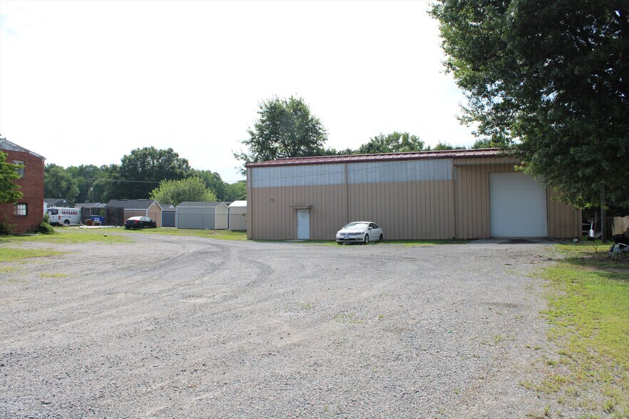 More Photos Of 8133 Mechanicsville Tpke, Mechanicsville Office For Sale