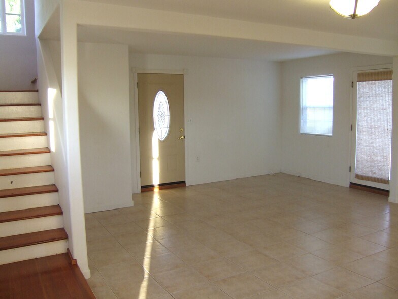 More Photos Of 10354 Prospect Ave, Santee Office For Sale