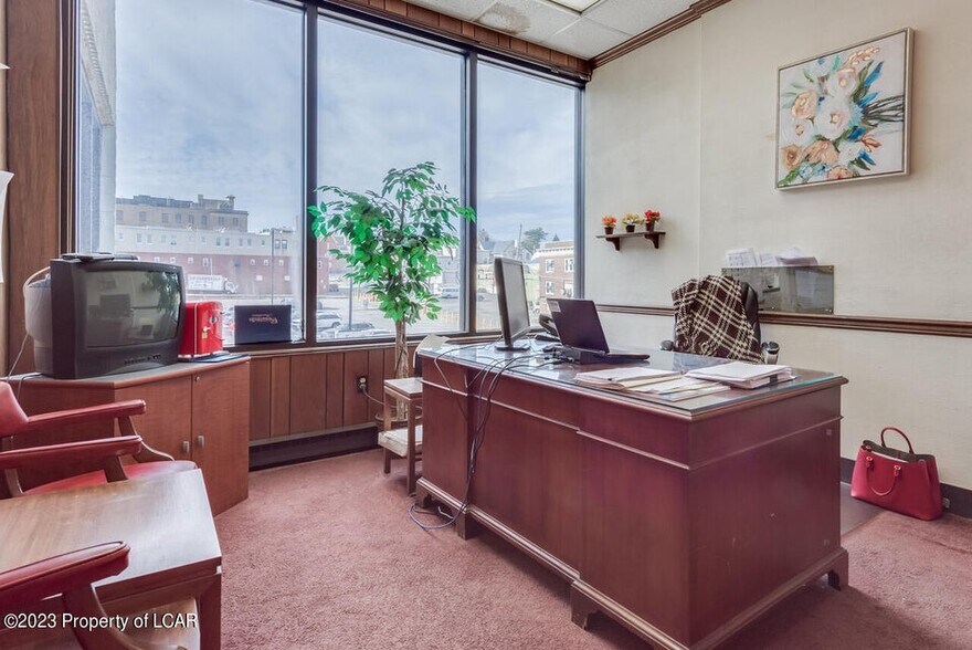 More Photos Of 21 N Wyoming St, Hazleton Movie Radio TVStudio For Sale