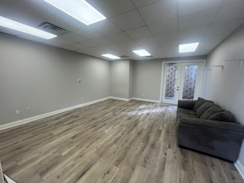 More Photos Of 20500 Fm 1431, Lago Vista Loft Creative Space For Lease