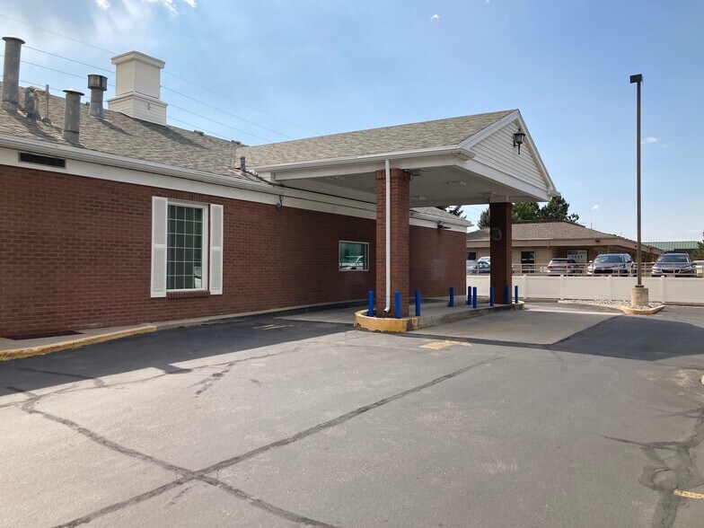 More Photos Of 1845 E Fort Union Blvd, Salt Lake City Bank For Sale