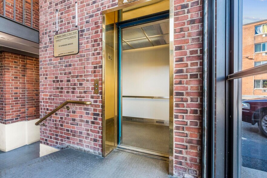 More Photos Of 385 Main St, West Haven Medical For Sale