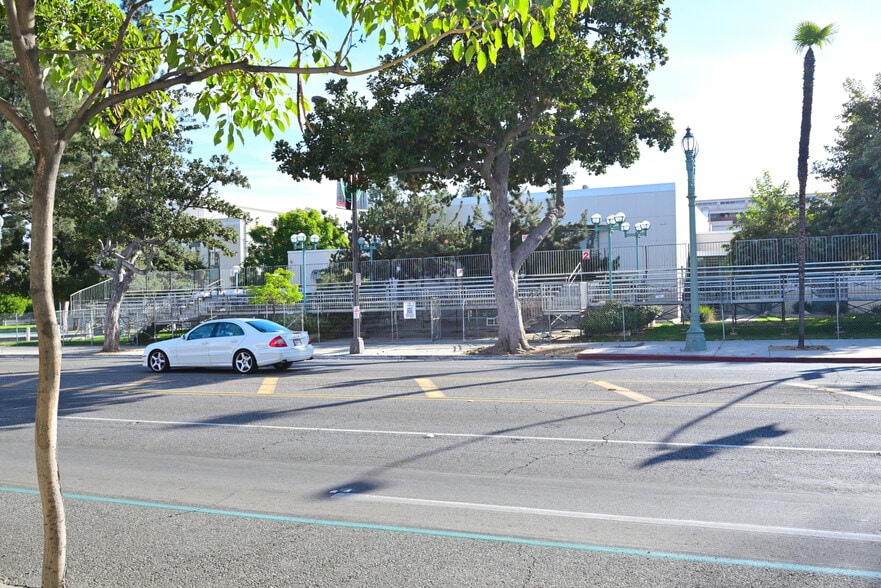 More Photos Of 1487-1491 E Colorado Blvd, Pasadena Storefront Retail Office For Lease